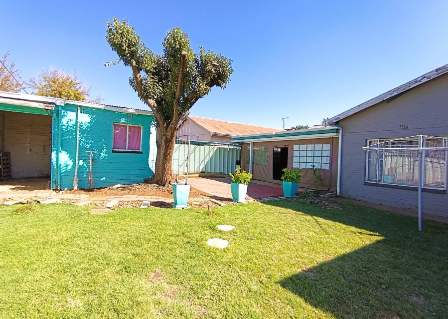 3 Bedroom Property for Sale in Uitsig Free State